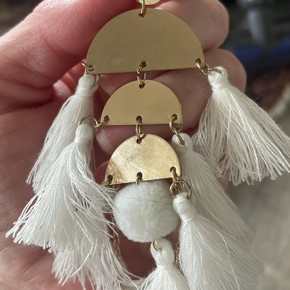 •| fringe earring bundle - Picture 7 of 7